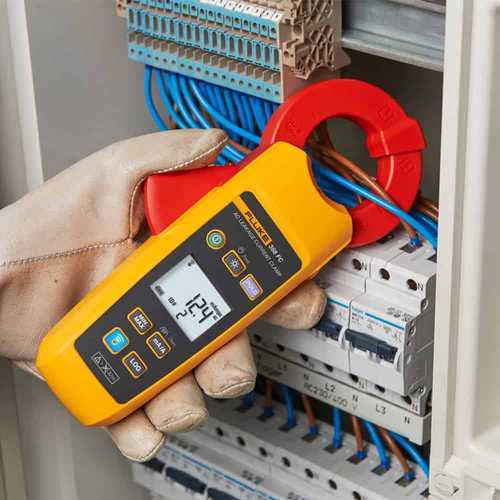 Fluke Leakage Current Clamp Meter, 60A, 40mm Jaw, CAT III 600V, with ...